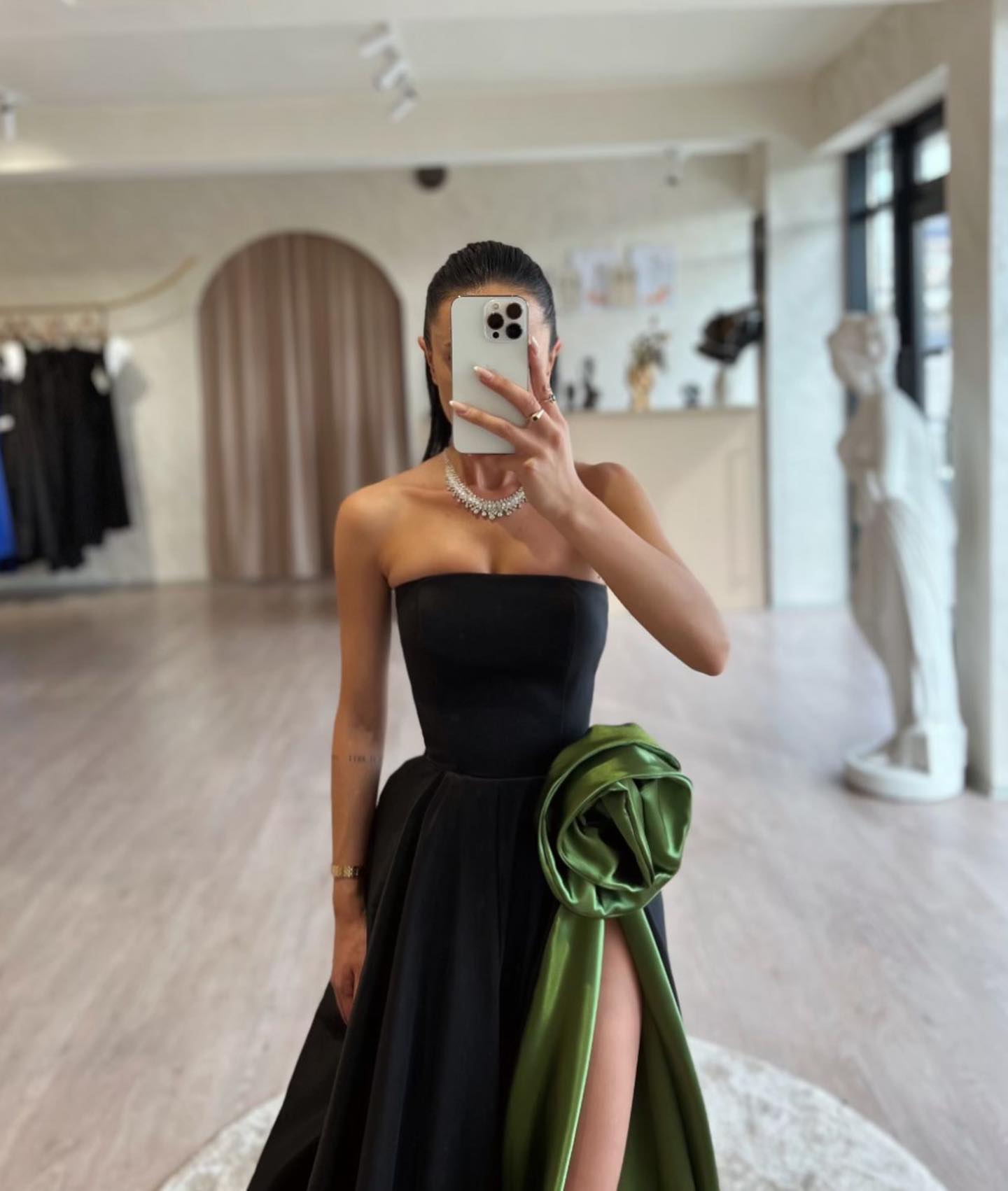 Elegant Black Strapless 3D Floarl Evening Dress SF099