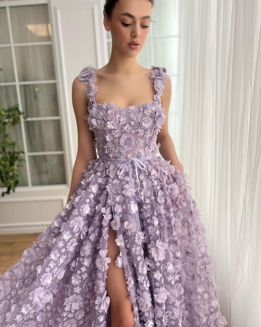 Chic Lilac 3D Embroidered Flowers Evening Dress with High Slit SS357