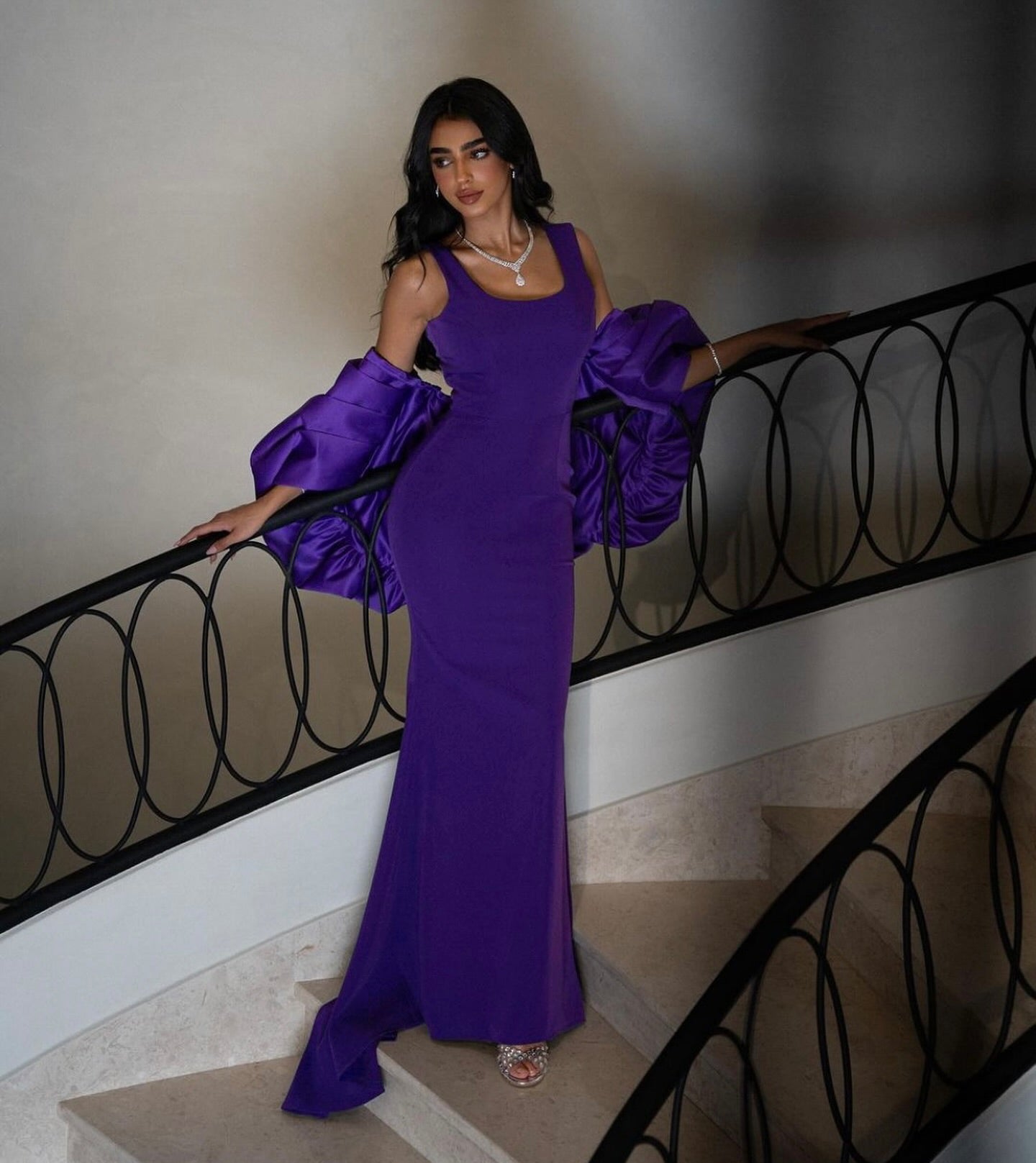 Luxury Purple Spaghetti Strap Detail Fitted Evening Dress wih Cape SF322